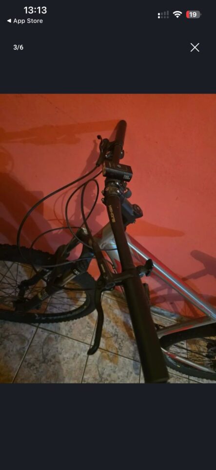 Bicicleta Mountain Bike (MTB) First Smitt Aro 29 Quadro 17 10V | Bazar Bikes Anúncio Bazar Bikes