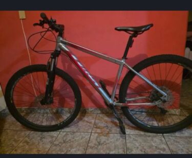 Bicicleta Mountain Bike (MTB) First Smitt Aro 29 Quadro 17 10V
