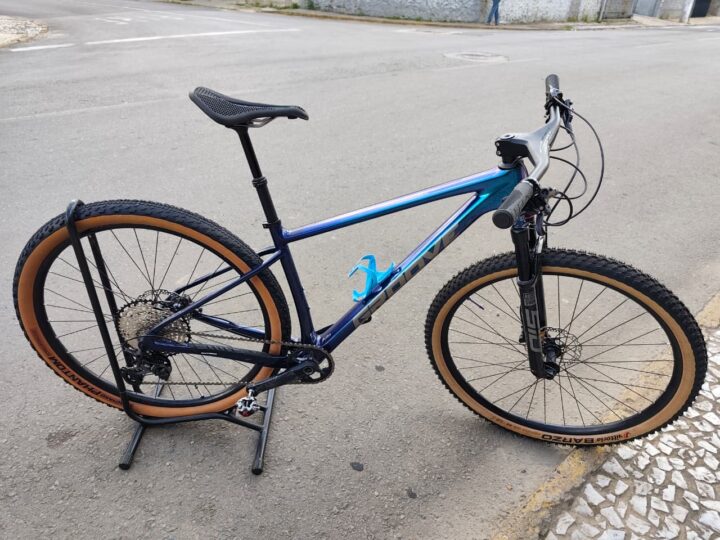 Bicicleta Mountain Bike (MTB) Groove Rhythm Carbon Aro 29 Quadro 17 12V | Bazar Bikes Anúncio Bazar Bikes