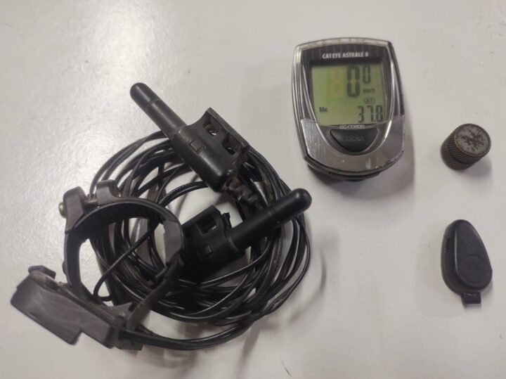 Acessório Ciclocomputador e GPS Com Fio Cateye Velo 8 Velocidade | Bazar Bikes Anúncio Bazar Bikes