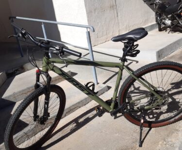 Bicicleta Mountain Bike (MTB) First Lifty Aro 29 Quadro 17 20V