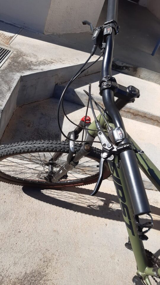 Bicicleta Mountain Bike (MTB) First Lifty Aro 29 Quadro 17 20V | Bazar Bikes Anúncio Bazar Bikes