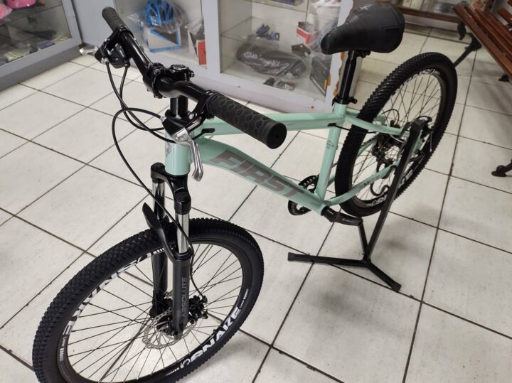 Bicicleta Infantil First Smitt Aro 24 Quadro 13 7V | Bazar Bikes Anúncio Bazar Bikes
