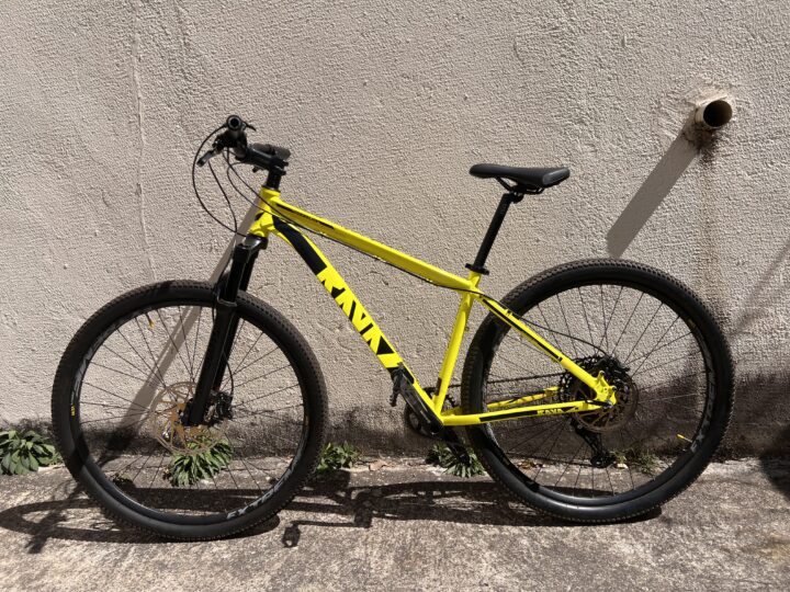 Bicicleta Mountain Bike (MTB) Rava Outro Aro 29 Quadro 17 12V | Bazar Bikes Anúncio Bazar Bikes