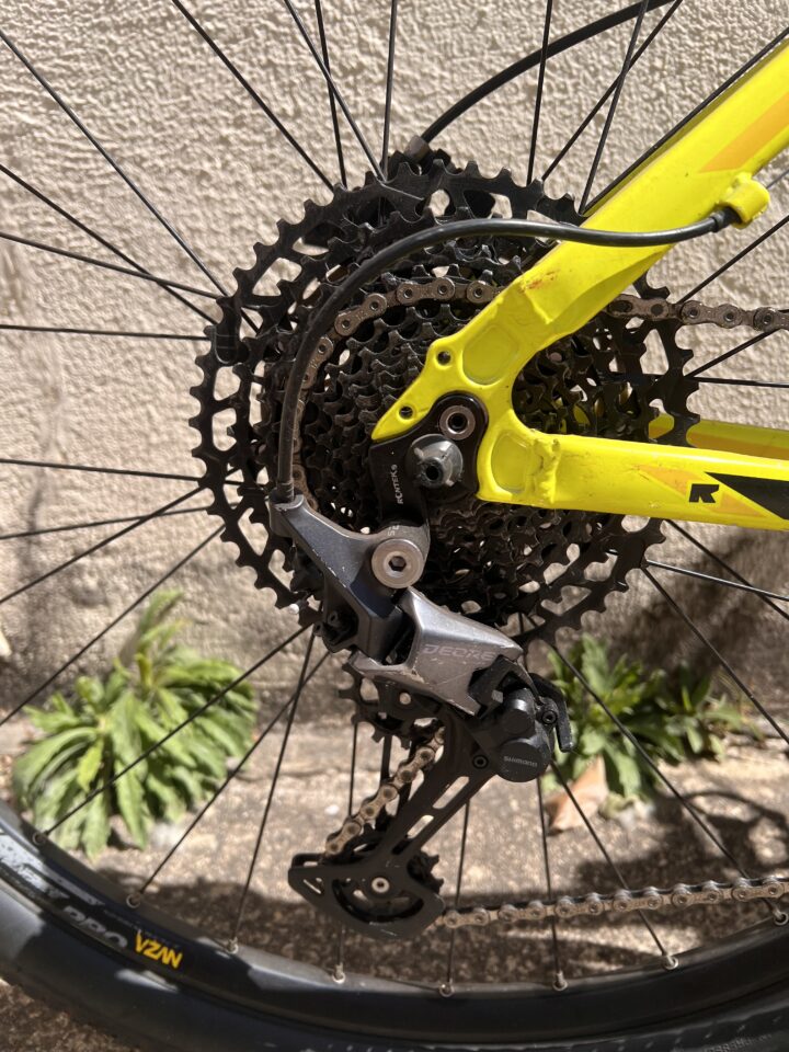 Bicicleta Mountain Bike (MTB) Rava Outro Aro 29 Quadro 17 12V | Bazar Bikes Anúncio Bazar Bikes