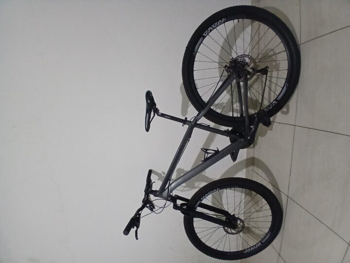 Bicicleta Urbana Rava Pressure Aro 29 Quadro 54 21V | Bazar Bikes Anúncio Bazar Bikes